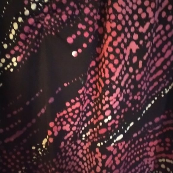 Top - Picture 3 of 3